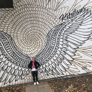 Meet your Posher, Yi